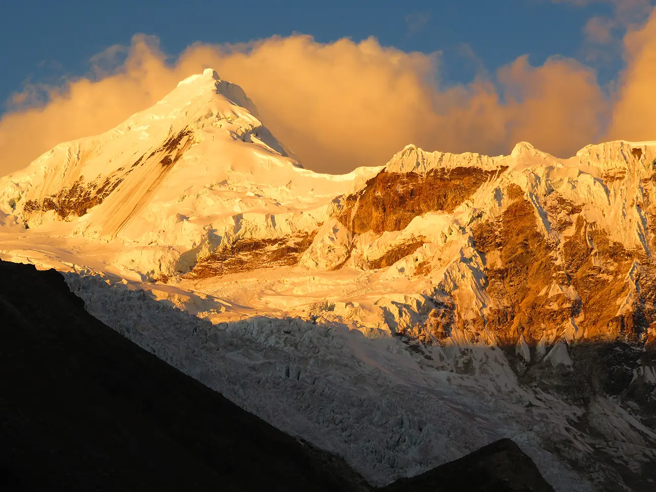 Nevado tocllaraju