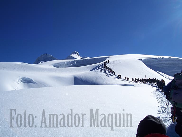 ascenso Vallunaraju